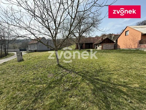 Prodej stavebního pozemku 800 m²