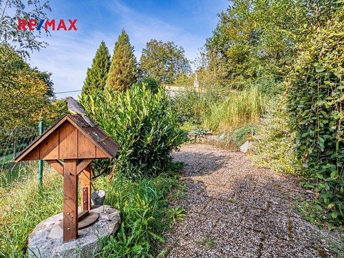 Prodaná chata 40 m², pozemek 398 m²
