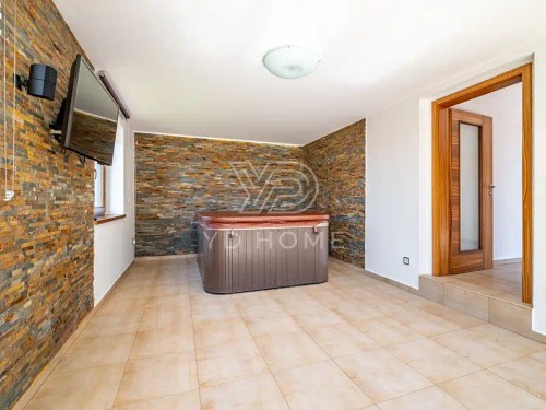 Prodaný dům 186 m², pozemek 2412 m²