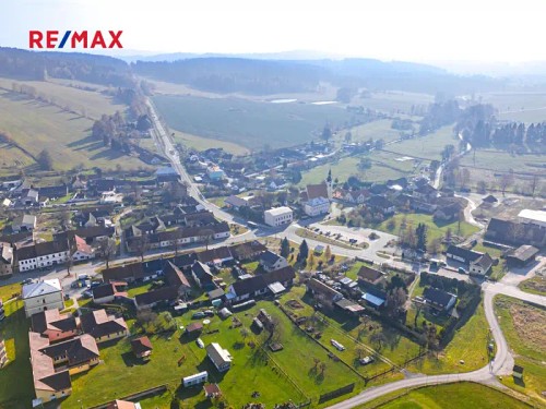 Prodej stavebního pozemku 3297 m²