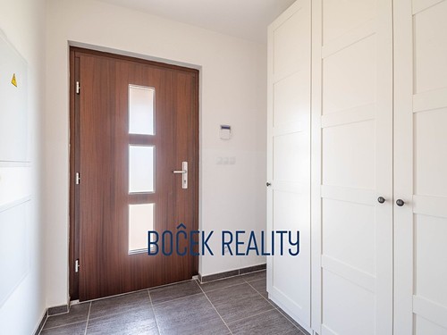 Prodaný dům 205 m², pozemek 990 m²