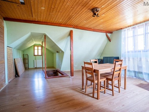Prodej domu 2300 m², pozemek 2325 m²
