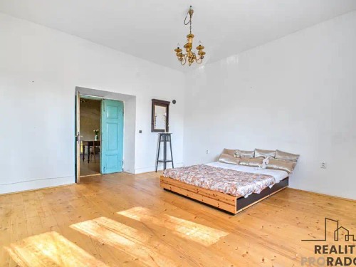 Prodej domu 850 m², pozemek 2521 m²