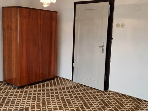 Prodaný dům 240 m², pozemek 6000 m²