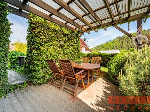 Prodej domu 180 m², pozemek 1699 m²