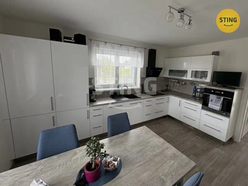 Prodej vily 200 m², pozemek 660 m²