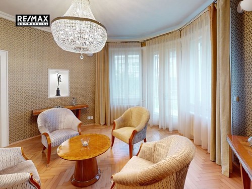 Prodaná vila 451 m², pozemek 986 m²