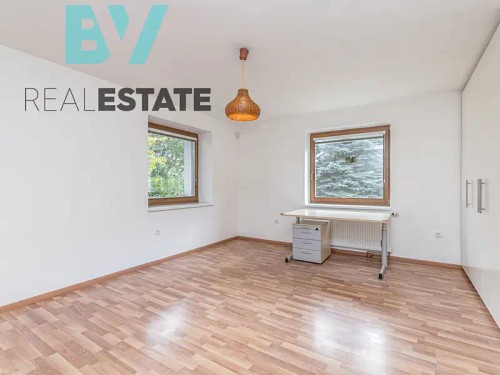 Prodaný dům 345 m², pozemek 1944 m²