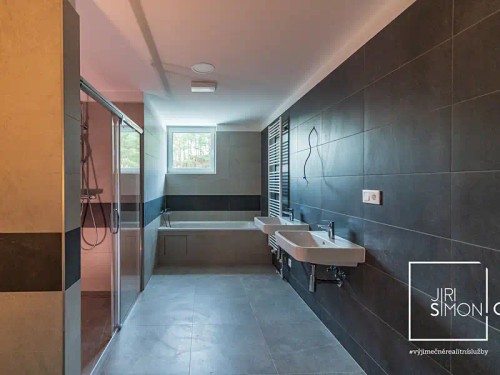 Prodej bytu 3+kk 77 m²