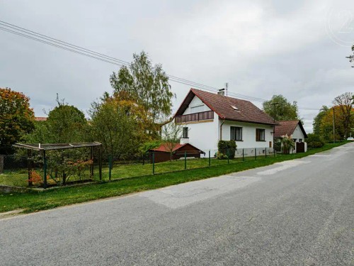 Prodaný dům 260 m², pozemek 907 m²