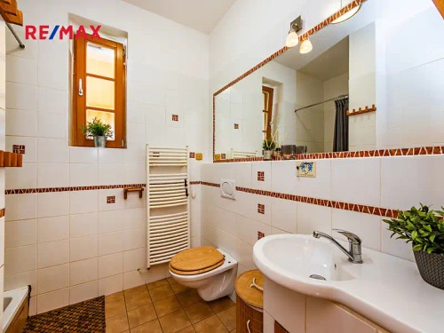 Prodaný dům 244 m², pozemek 1017 m²