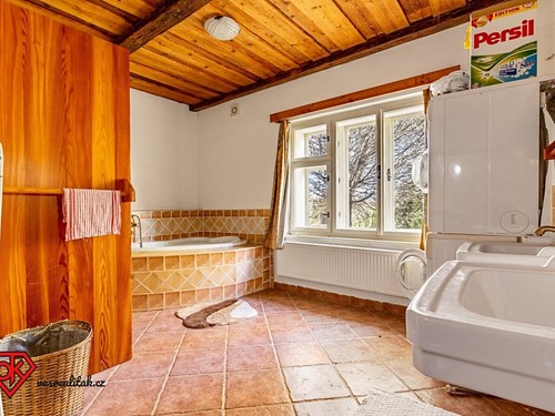 Prodaný dům 210 m², pozemek 2452 m²