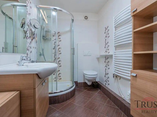 Prodej domu 444 m², pozemek 710 m²