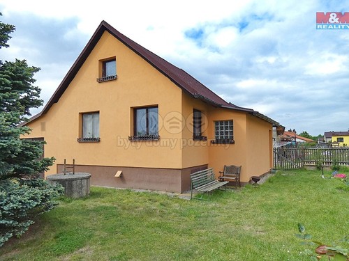 Prodaná chata 62 m², pozemek 886 m²