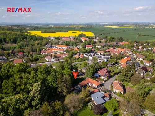 Prodej stavebního pozemku 800 m²