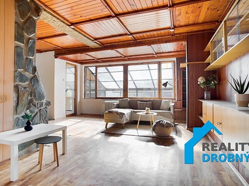 Prodaný dům 342 m², pozemek 3306 m²
