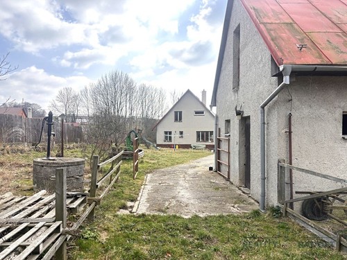Prodaný dům 279 m², pozemek 1525 m²