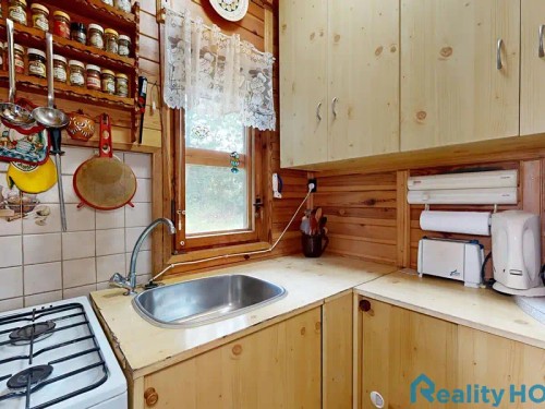 Prodaná chata 77 m², pozemek 100 m²