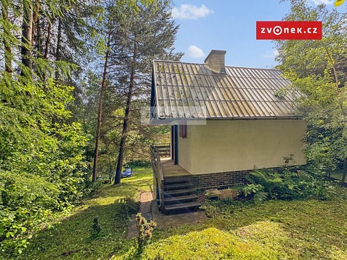 Prodaná chata 60 m², pozemek 654 m²