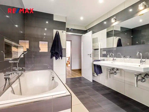 Prodaný dům 198 m², pozemek 697 m²