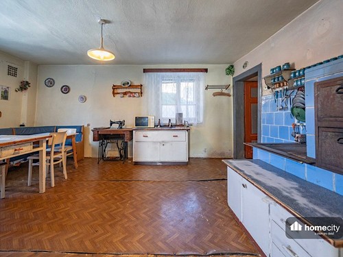 Prodaná chalupa 192 m², pozemek 2705 m²