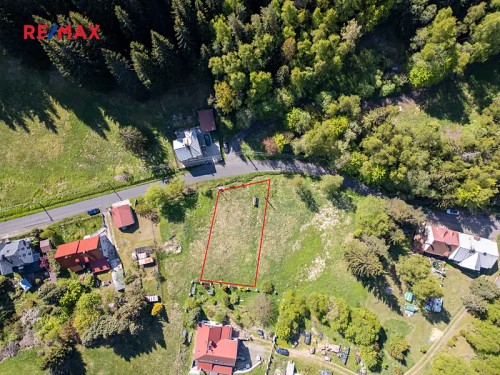 Prodej stavebního pozemku 785 m²