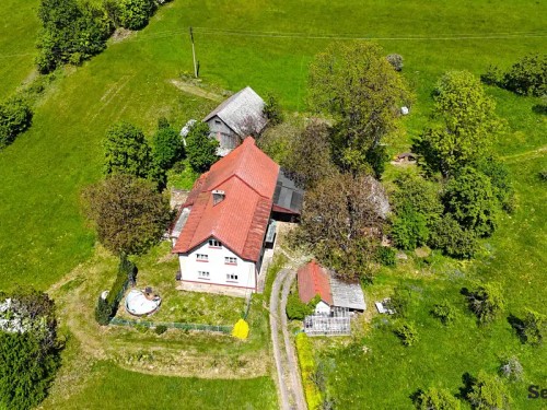 Prodej domu 230 m², pozemek 2755 m²