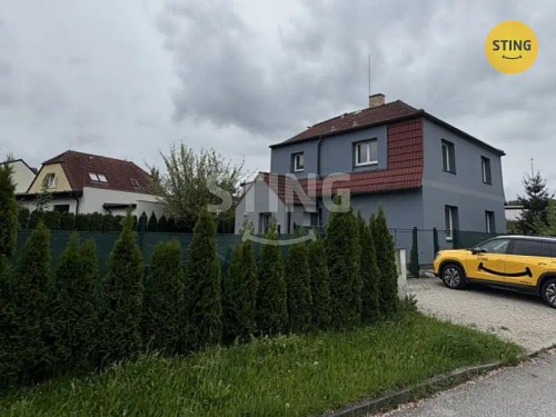 Prodej vily 200 m², pozemek 660 m²