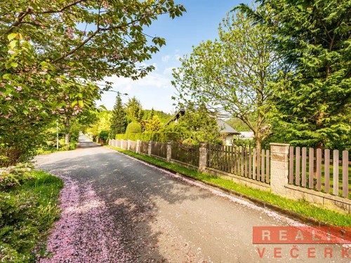 Prodej domu 290 m², pozemek 1699 m²