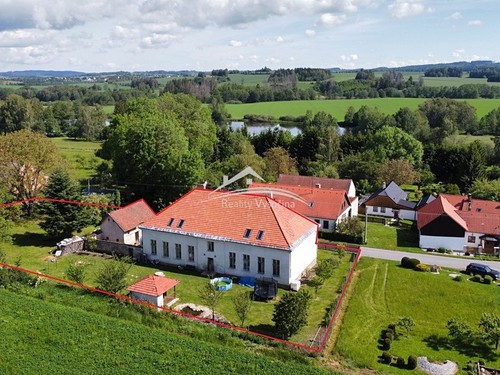 Prodaný dům 240 m², pozemek 2383 m²