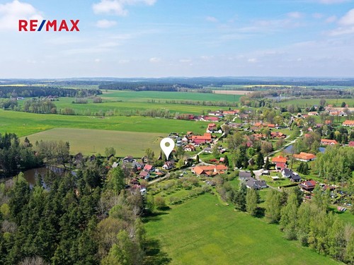 Prodaná chata 120 m², pozemek 953 m²