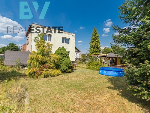 Prodaný dům 300 m², pozemek 665 m²