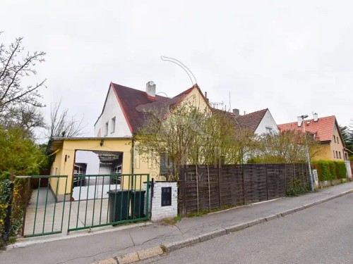 Prodej domu 282 m², pozemek 588 m²