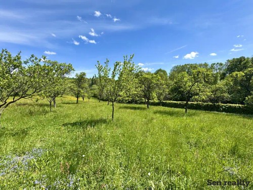Prodej stavebního pozemku 1350 m²
