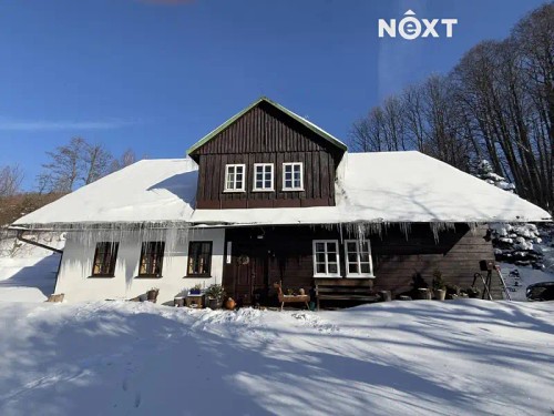 Prodej domu 300 m², pozemek 1830 m²