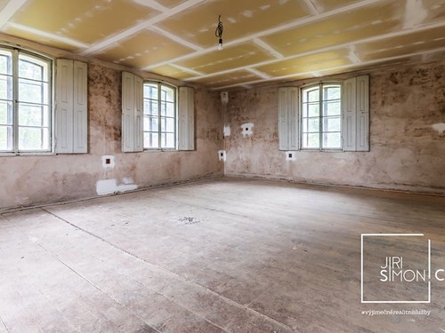 Prodaný dům 494 m², pozemek 4834 m²