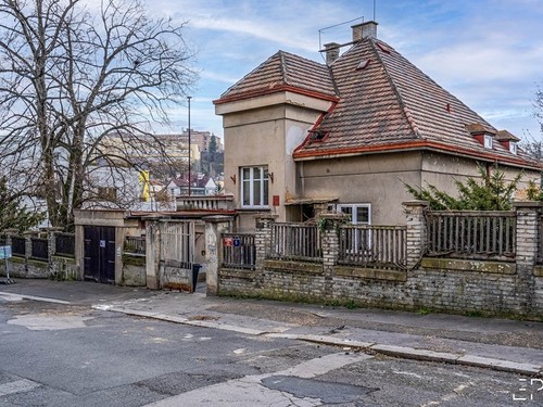 Prodaná vila 233 m², pozemek 1010 m²