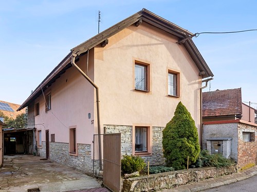 Prodaný dům 233 m², pozemek 539 m²