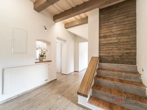Prodaná zemědělská usedlost 139 m², pozemek 3298 m²