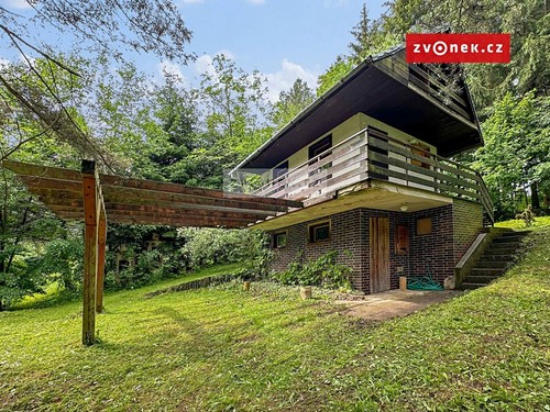 Prodaná chata 60 m², pozemek 654 m²