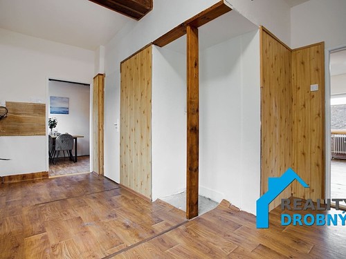 Prodaný dům 342 m², pozemek 3306 m²
