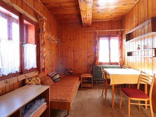 Prodaná chalupa 450 m², pozemek 1305 m²