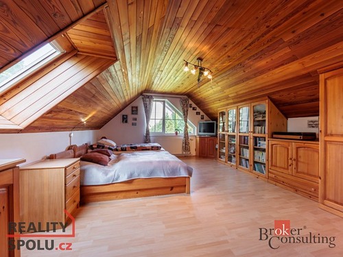 Prodaný dům 180 m², pozemek 2132 m²