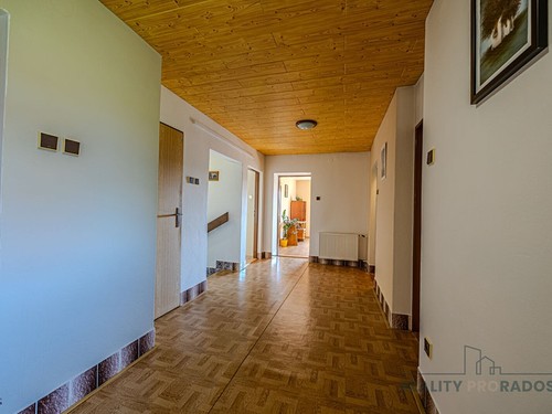 Prodaný dům 350 m², pozemek 1622 m²