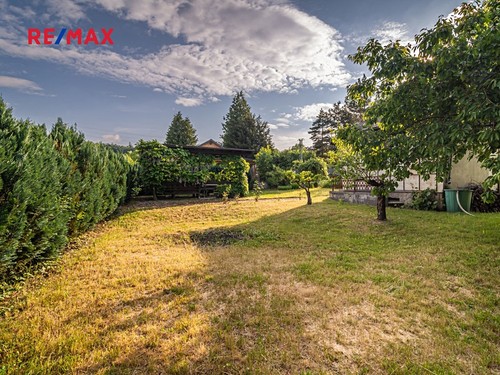 Prodaná chata 24 m², pozemek 384 m²
