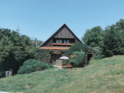 Prodaný dům 319 m², pozemek 1368 m²