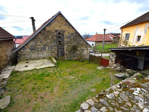 Prodaná chalupa 55 m², pozemek 6146 m²