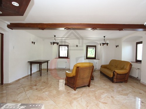 Prodaný dům 589 m², pozemek 6412 m²