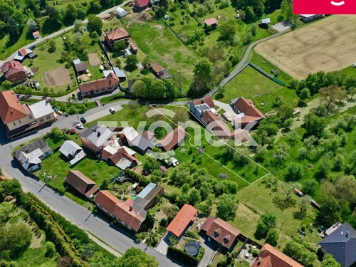 Prodej stavebního pozemku 800 m²