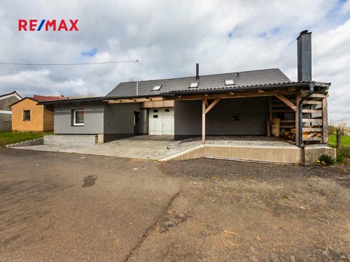 Prodej domu 382 m², pozemek 420 m²